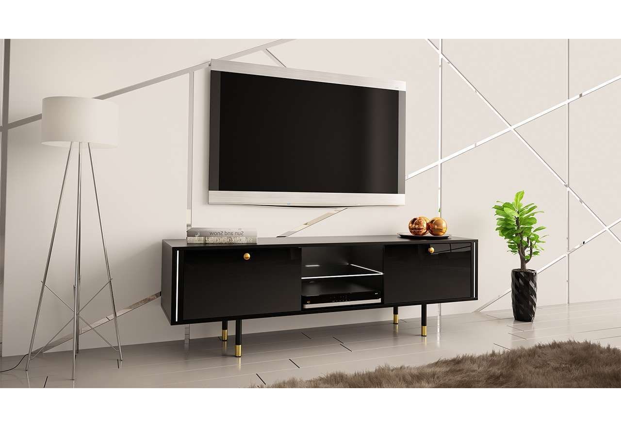 Czarna szafka RTV 160 cm w połysku, z oświetleniem LED, na metalowych nóżkach do salonu - AMARE 1
