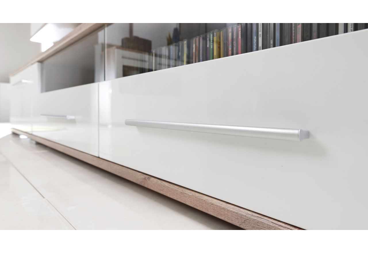 Meblościanka do kącika telewizyjnego, do salonu, z oświetleniem LED i frontami w połysku - KASHMIR Biały połysk / Dąb Monument