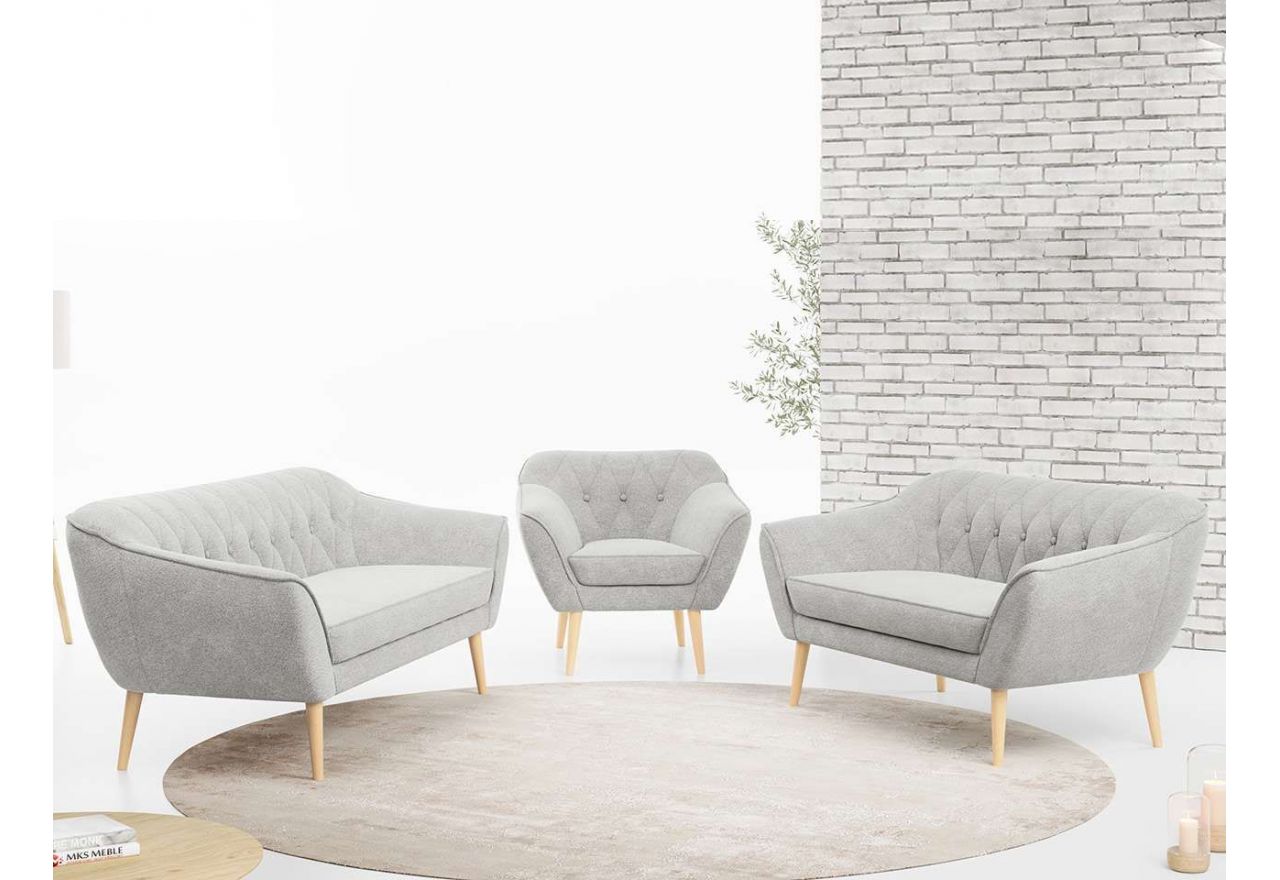 Komfortowy zestaw wypoczynkowy złożony z dwóch sof i fotela PIRS 3+2+1 z welurową jasnobeżową tapicerką