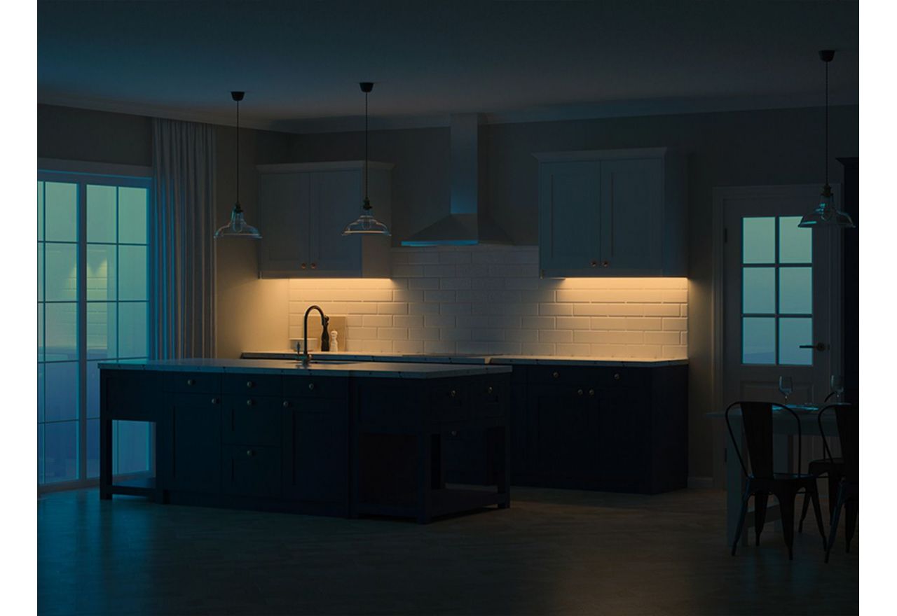 Dodatkowe oświetlenie do szaf - Lampa A60 do szafy, z czujnikiem ruchu, aluminiową, srebrną obudową i pojemną baterią, 60 cm