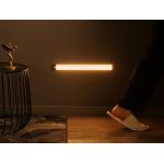 Dodatkowe oświetlenie do szaf - Lampa A60 do szafy, z czujnikiem ruchu, aluminiową, srebrną obudową i pojemną baterią, 60 cm