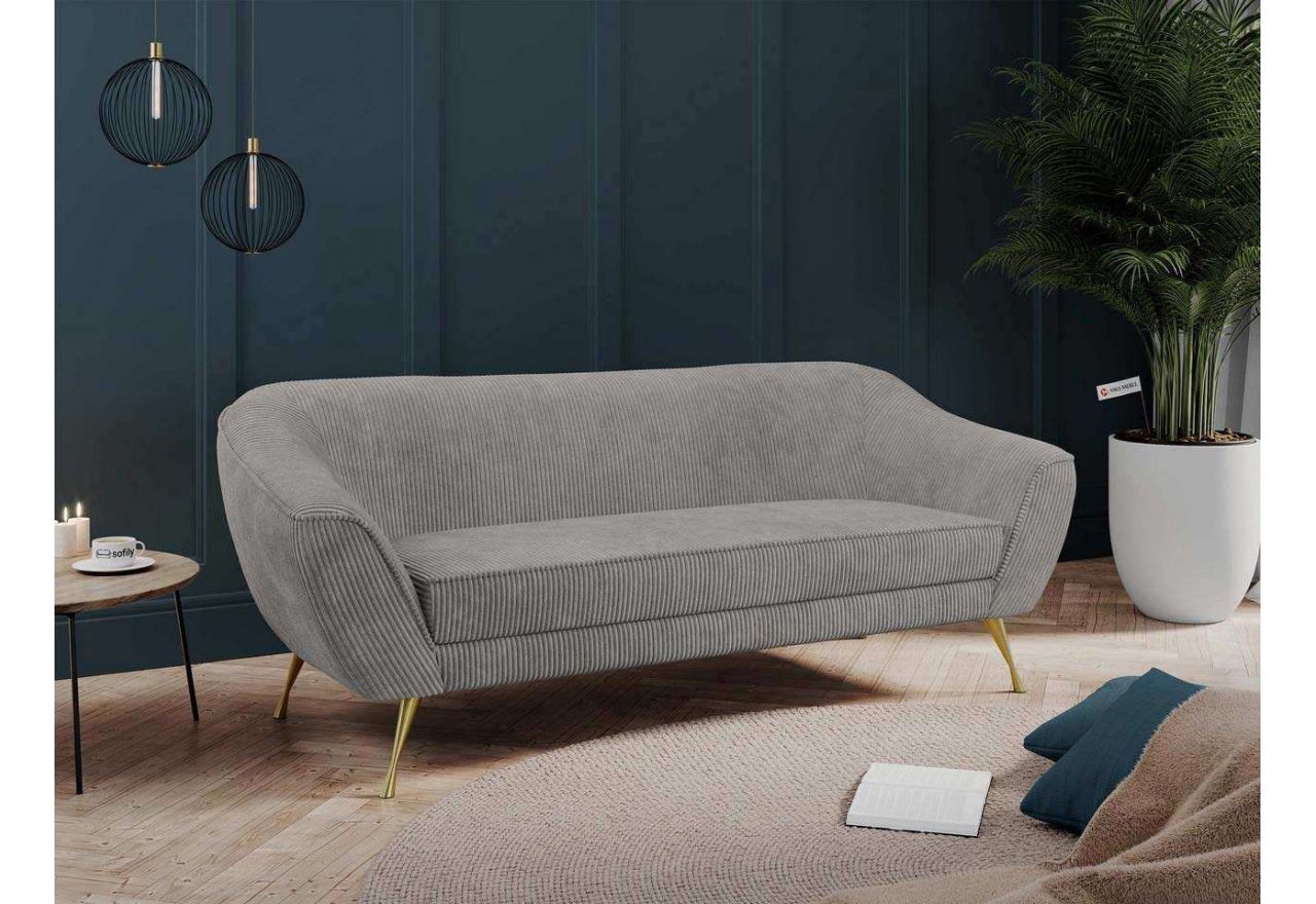 Komfortowa, jasnoszara sofa wypoczynkowa LINO 03, pokryta sztruksową tapicerką i postawiona na złotych, metalowych nogach