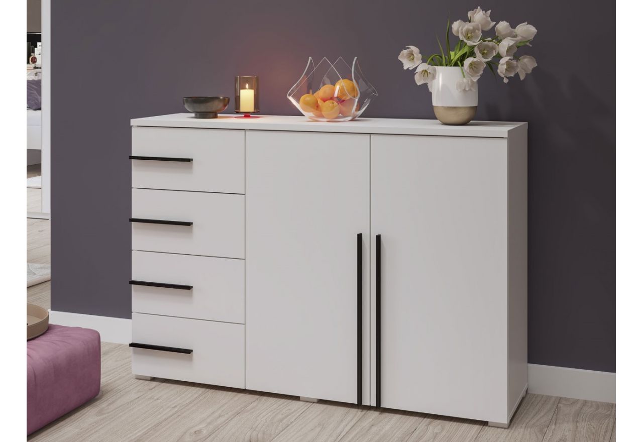 Pojemna komoda z szufladami do sypialni, 130 cm szafka nowoczesna MARTANO - Biała z czarnymi uchwytami
