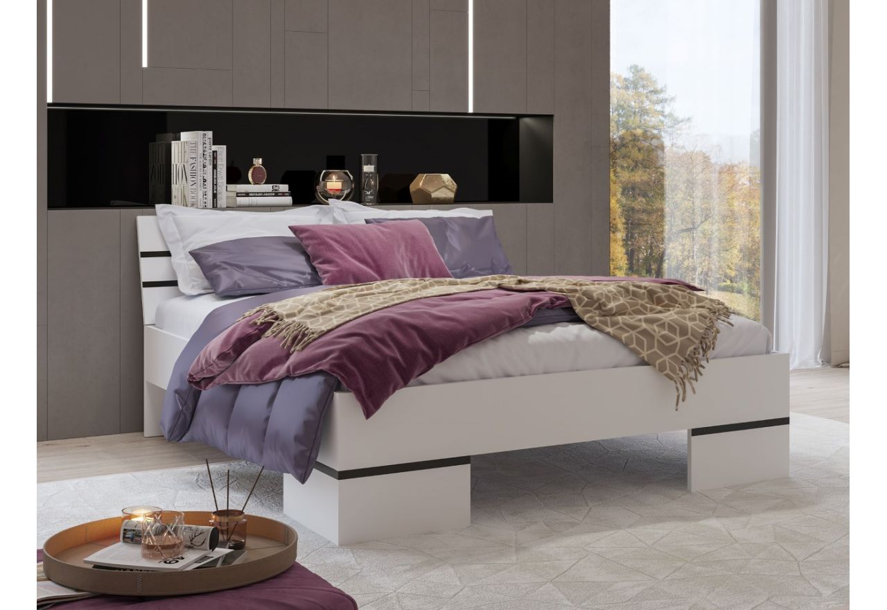 Podwójne białe łóżko drewniane z zagłówkiem, materac 180 x 200 MARTANO, nowoczesne