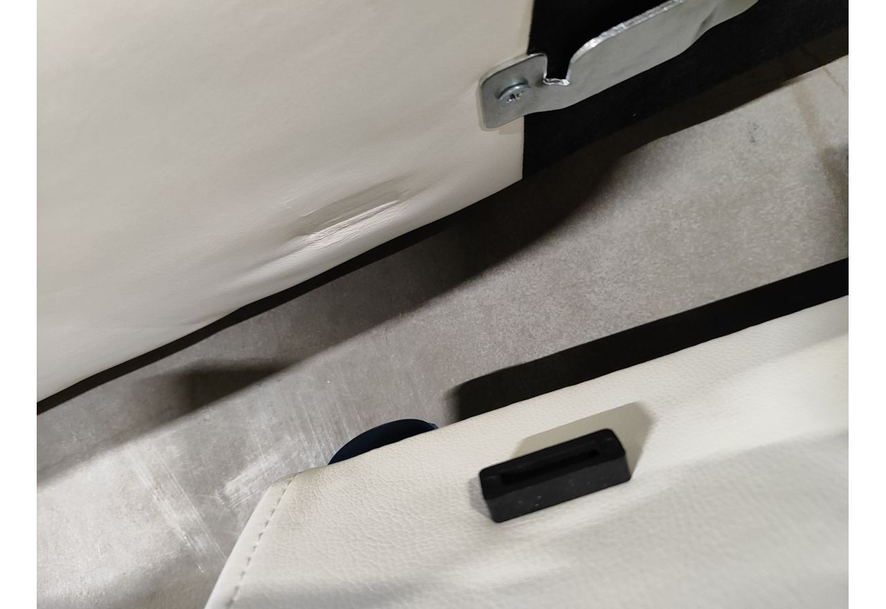 Narożnik FOX - Monolith 37 / Madryt 920 - zielony welur / biała ekoskóra -  OUTLETU