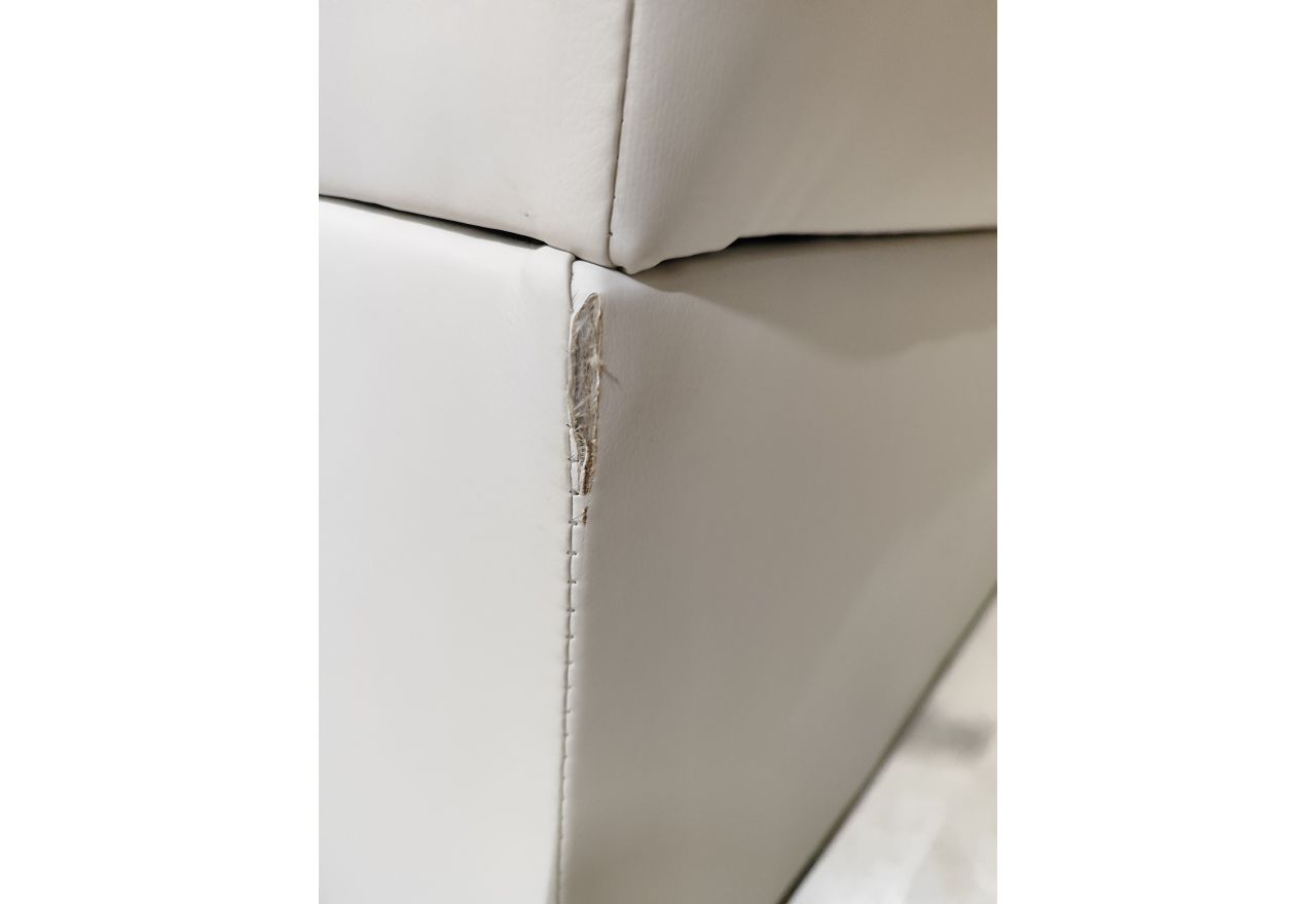 Łóżko kontynentalne GOLD 5 180x200 - Soft 17 - biała ekoskóra - OUTLETU