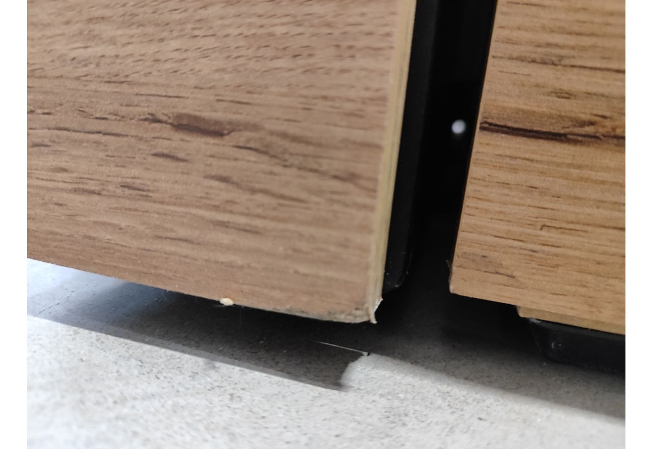 Łóżko kontynentalne VENETO KING 180x200 - Soft 11 - czarna ekoskóra - OUTLETU