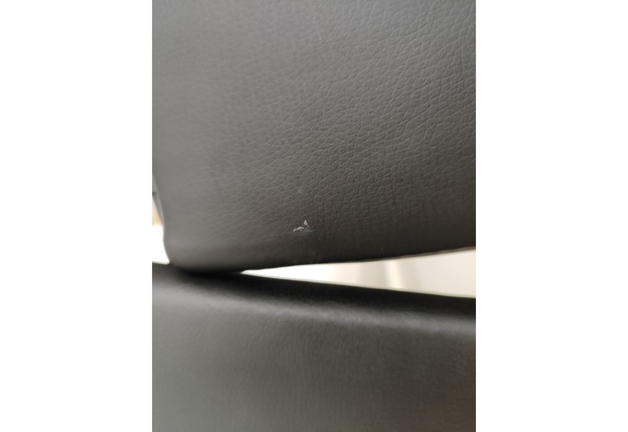 Łóżko kontynentalne GRIMALDI 180x200 - Soft 11 - czarna ekoskóra - OUTLETU