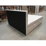 Łóżko kontynentalne PERA 200x200 - Soft 17 - biała ekoskóra - OUTLETU