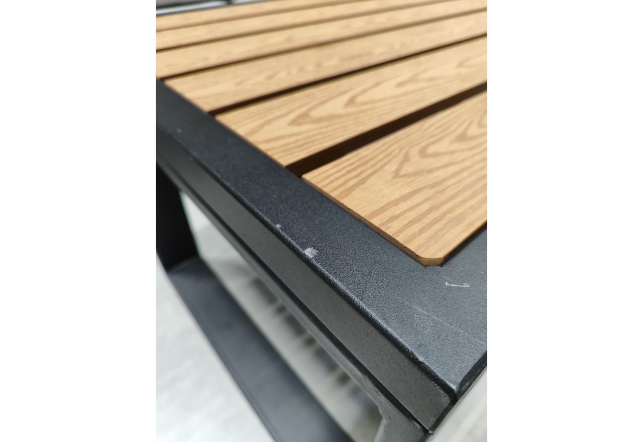 Metalowy stół ogrodowy ELBA - OUTLETU