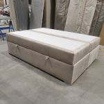 Łóżko kontynentalne bez wezgłowia BESS 140x200 - Monolith 02 - beżowy - OUTLETU