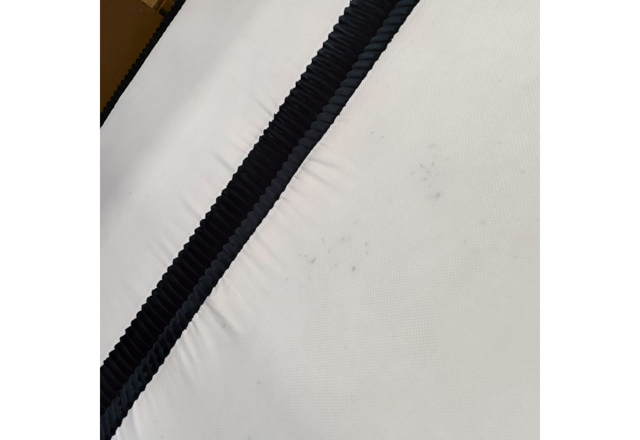 Łóżko kontynentalne TILIANO KING 200x200 - Tilia 100 - czarny - OUTLETU