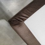 Łóżko kontynentalne bez wezgłowia BESS 200x200 - Monolith 15 - brązowy - OUTLETU