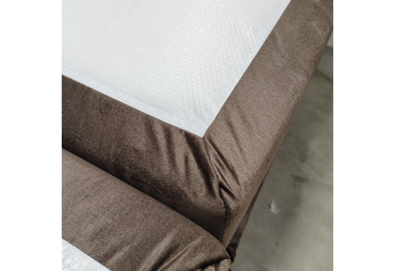 Łóżko kontynentalne bez wezgłowia BESS 200x200 - Monolith 15 - brązowy - OUTLETU