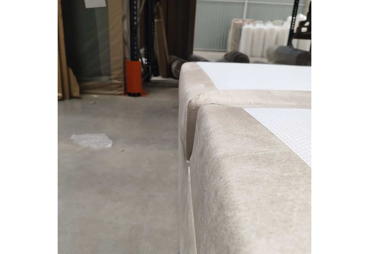 Łóżko kontynentalne RICO 180x200 - Monolith 02 - beżowy - OUTLETU