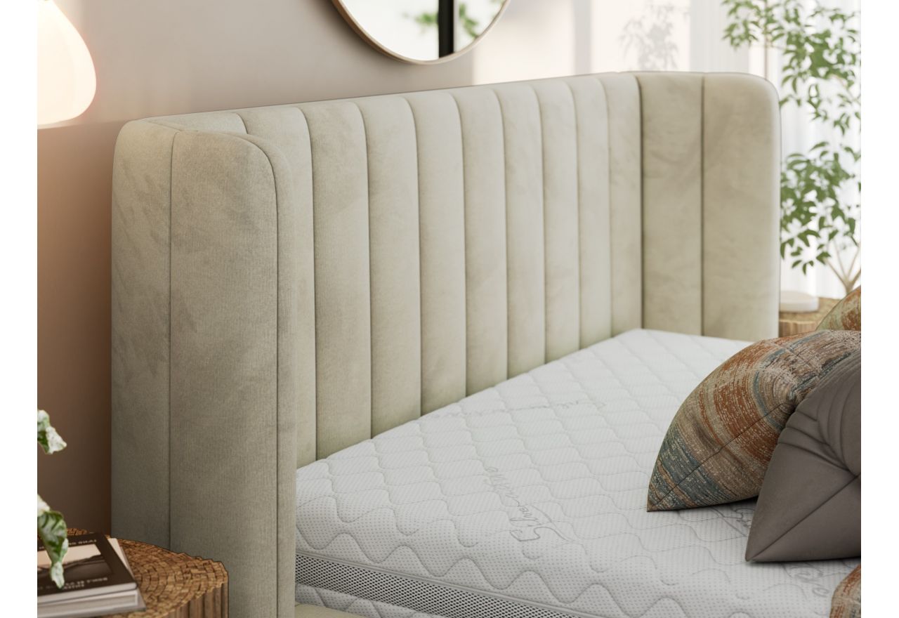 Łóżko tapicerowane GOLETTA CLASSIC 200x200 - materac multipocket - beżowy, welwet