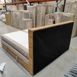 Łóżko kontynentalne WOOD CLASSIC KING 200x200 - Puente 16 - beżowy - OUTLETU