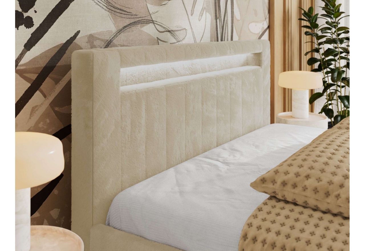 Łóżko tapicerowane GOLD 5 CLASSIC 160x200 - materac multipocket - kremowy, plusz