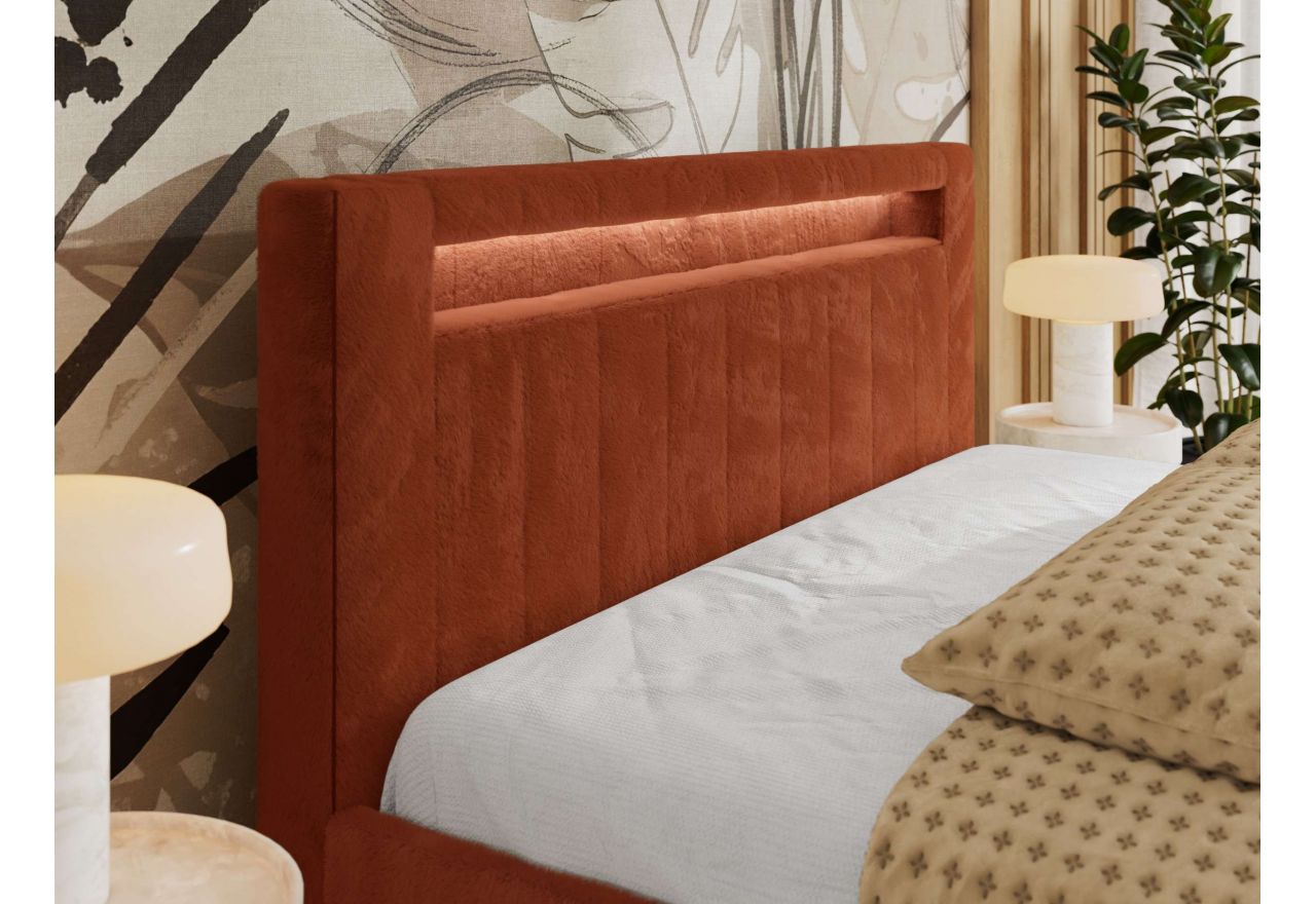 Łóżko tapicerowane GOLD 5 CLASSIC 160x200 - materac piankowy - pomarańczowy, plusz