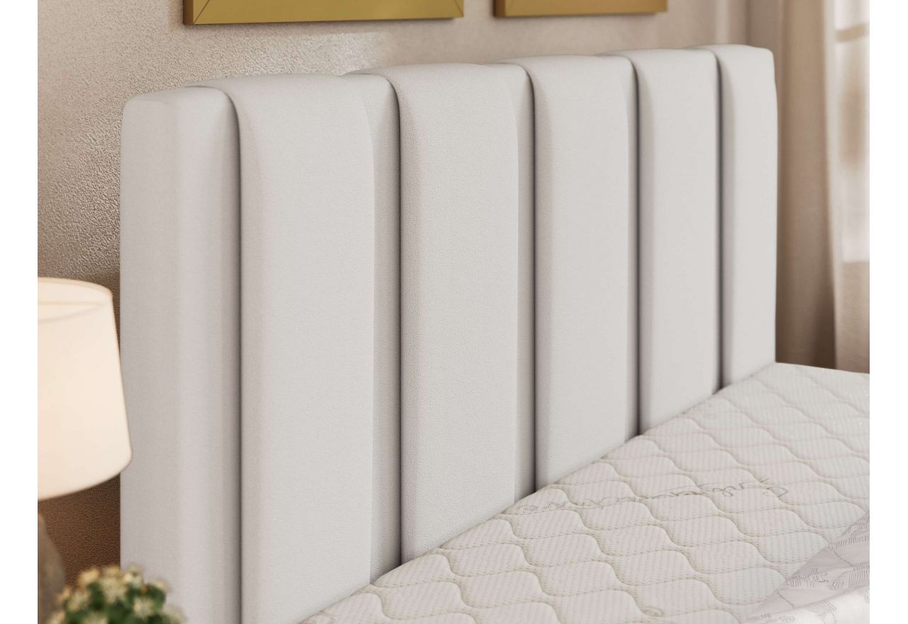 Łóżko tapicerowane SAVINO CLASSIC 200x200 - biały, ekoskóra