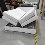 Łóżko kontynentalne LUKA KING 160x200 - Soft 17 - biała ekoskóra - OUTLETU