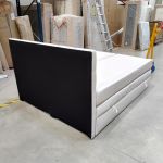 Łóżko kontynentalne LUKA KING 160x200 - Soft 17 - biała ekoskóra - OUTLETU