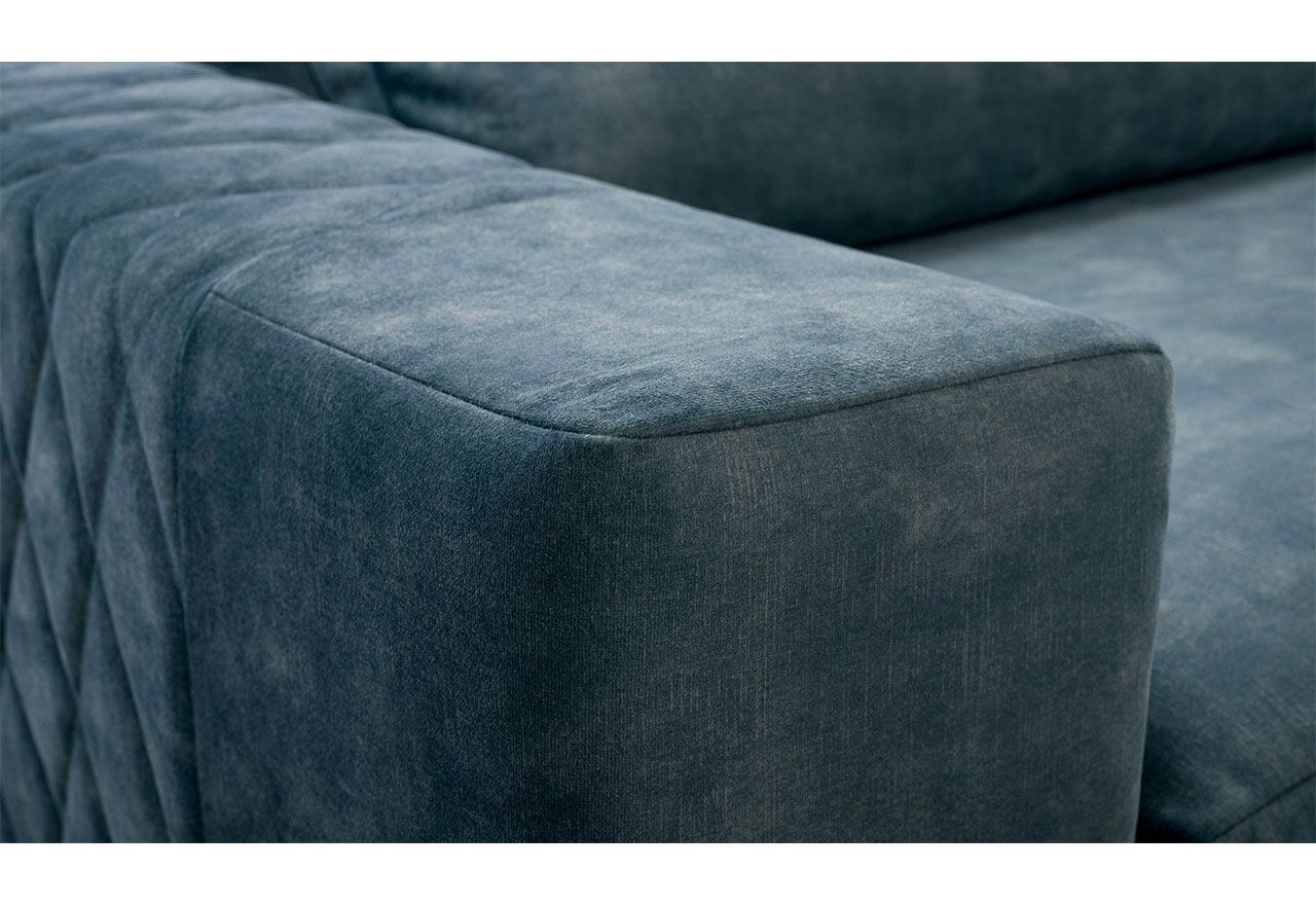 Nowoczesny, niebieski narożnik w kształcie litery L, z metalowymi nogami do salonu - KORNI morski